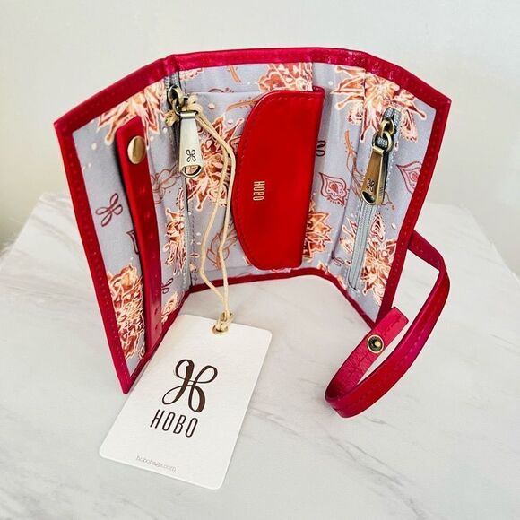 HOBO Allure Leather Jewelry Roll Case, Travel Jewelry Case, Red, NWT - Picture 8 of 14